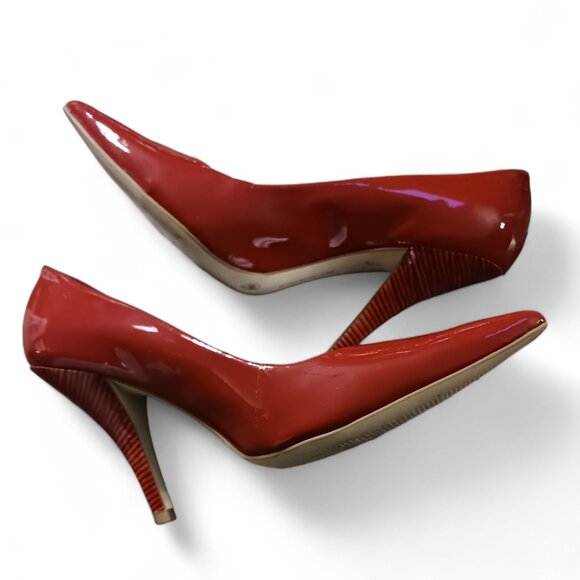 BCBGirls BG- Monde Salsa Red Patent Leather Pointed Toe Pump Heels Size 7B - Picture 5 of 12